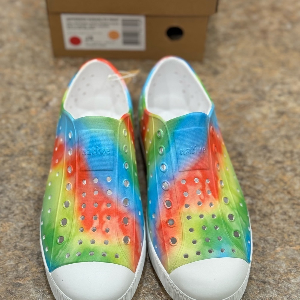 New Native Shoes - Picture 2 of 6